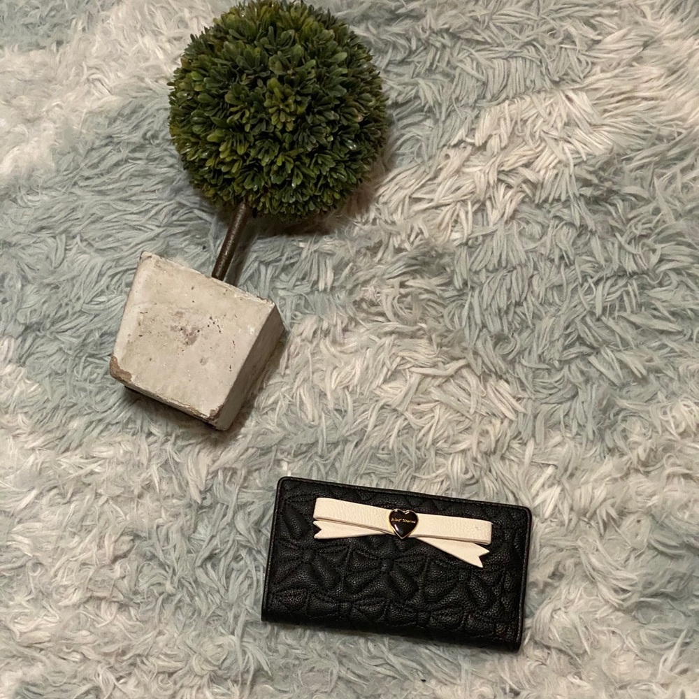 Women Betsy Johnson Wallet